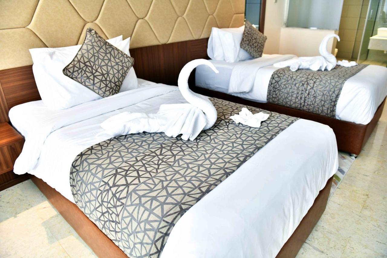 Be Inn Hotel Szíb Kültér fotó